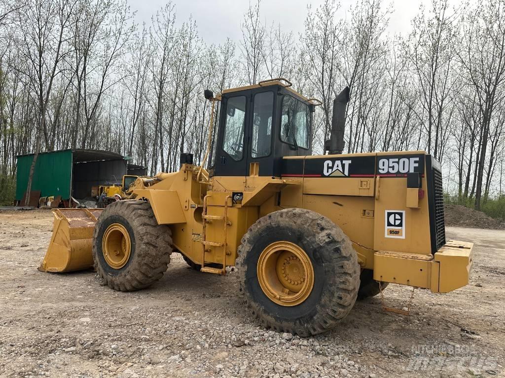CAT 950 F Kolové nakladače