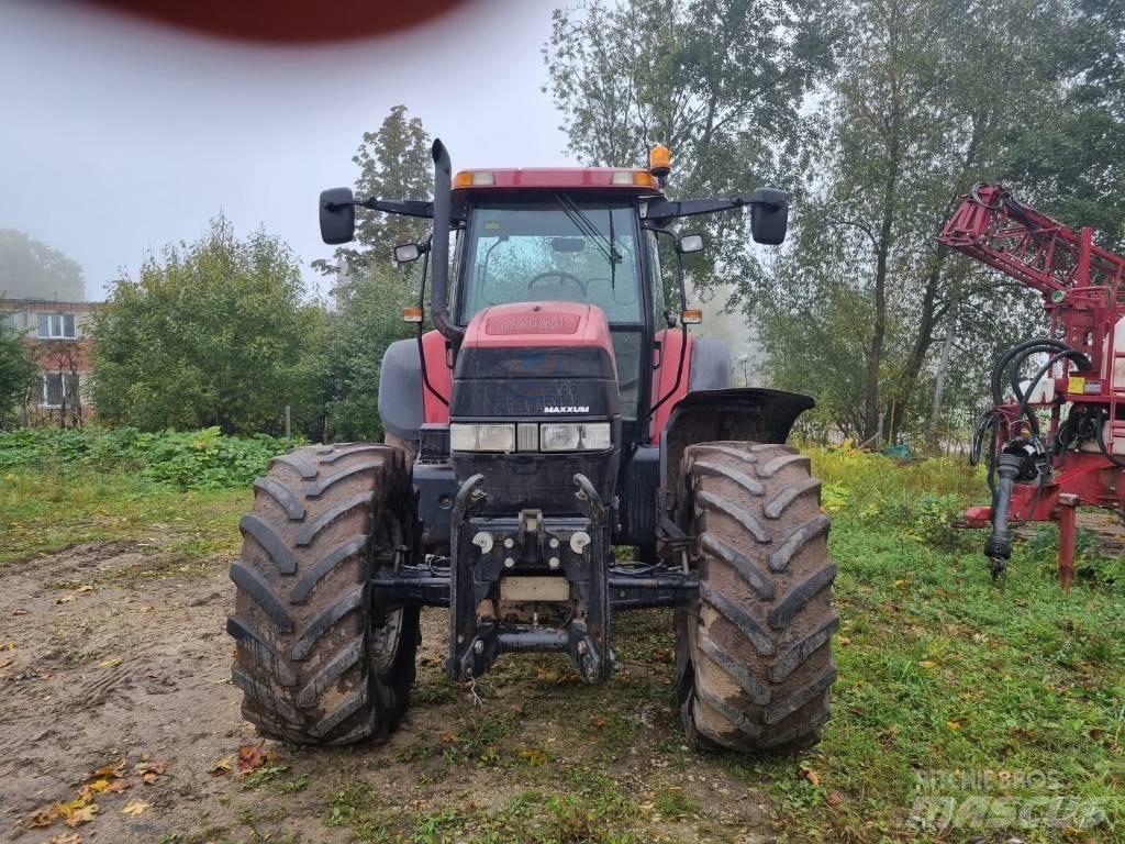 CASE MXM 175 Pro Traktory