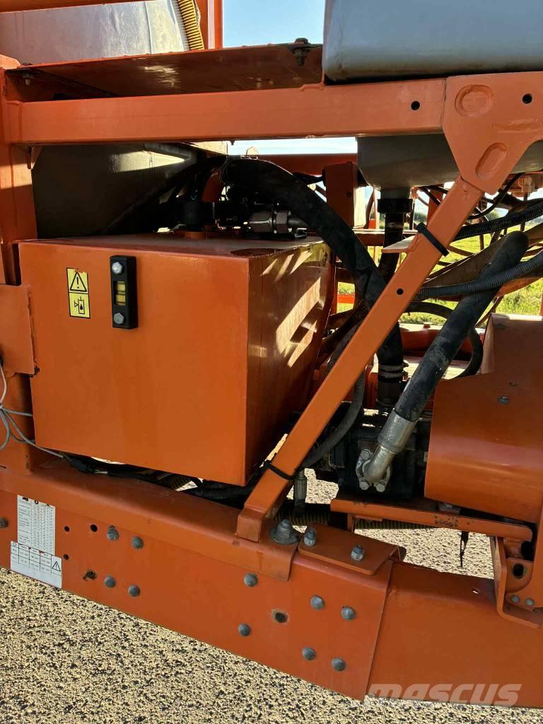 Jacto ADVANCE 3000 Tažené postřikovače