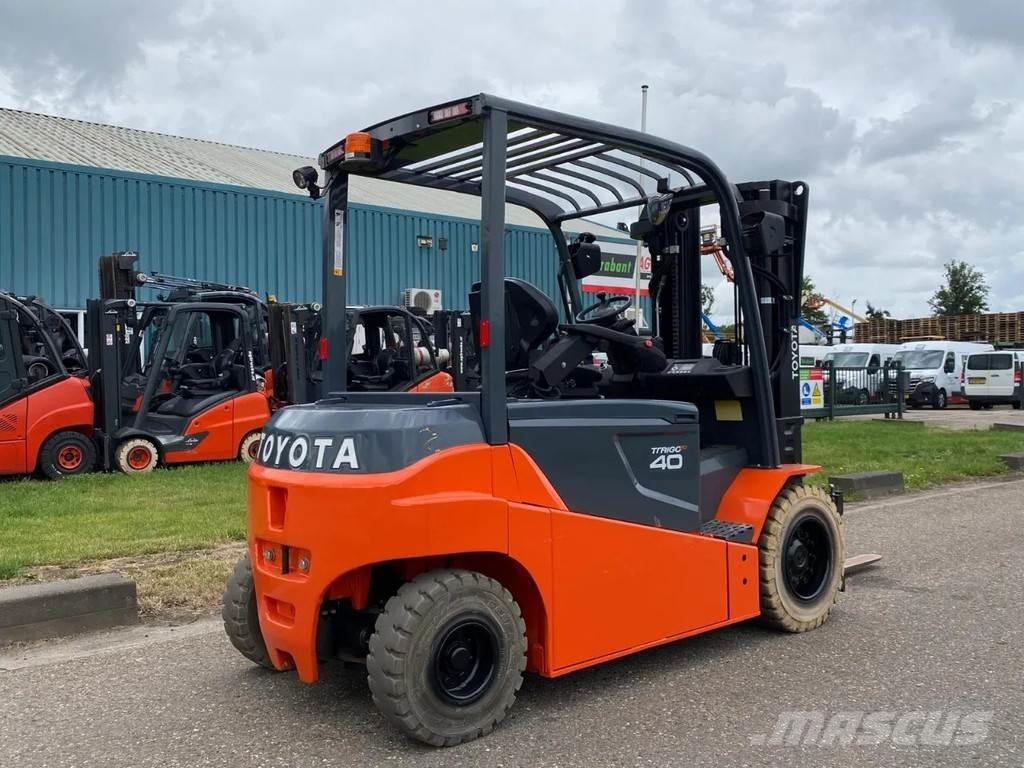Toyota 8FBMT40 Akumulátorové vozíky