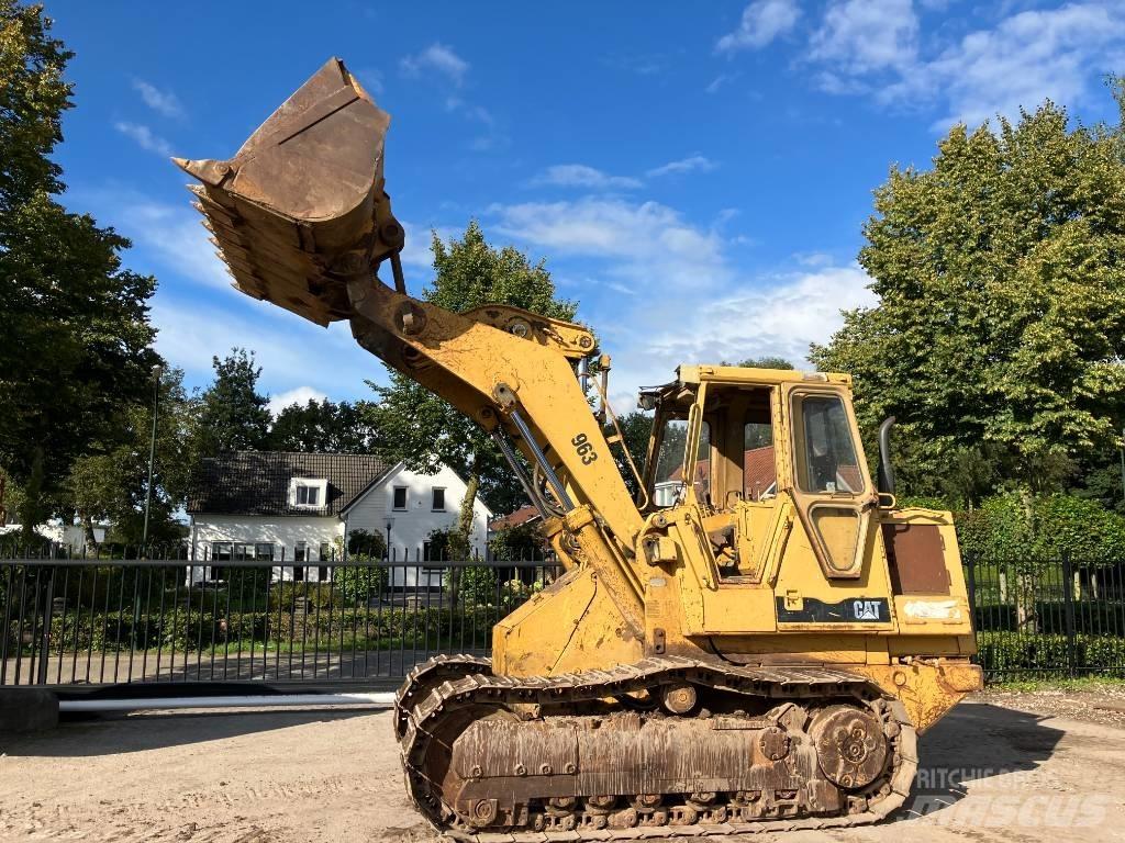 CAT 963 Pásové nakladače