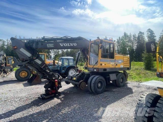 Volvo EW 200 4x4 Kolová rýpadla