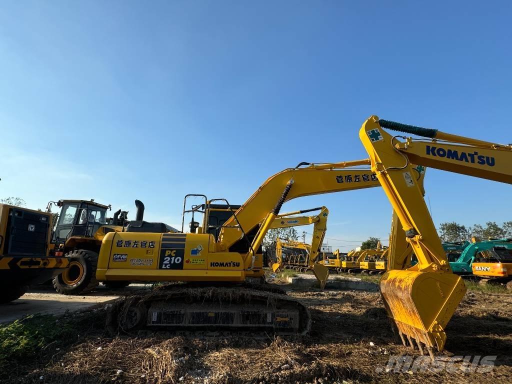 Komatsu PC 210 Pásová rýpadla