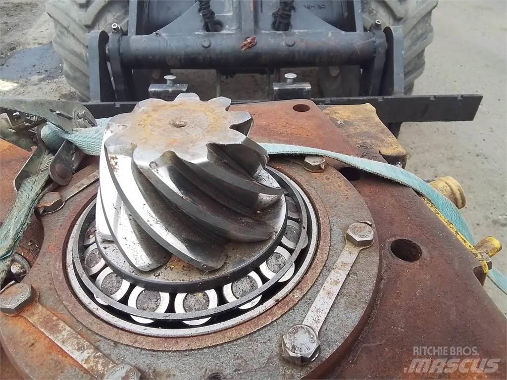 Volvo BM 868 Převodovka