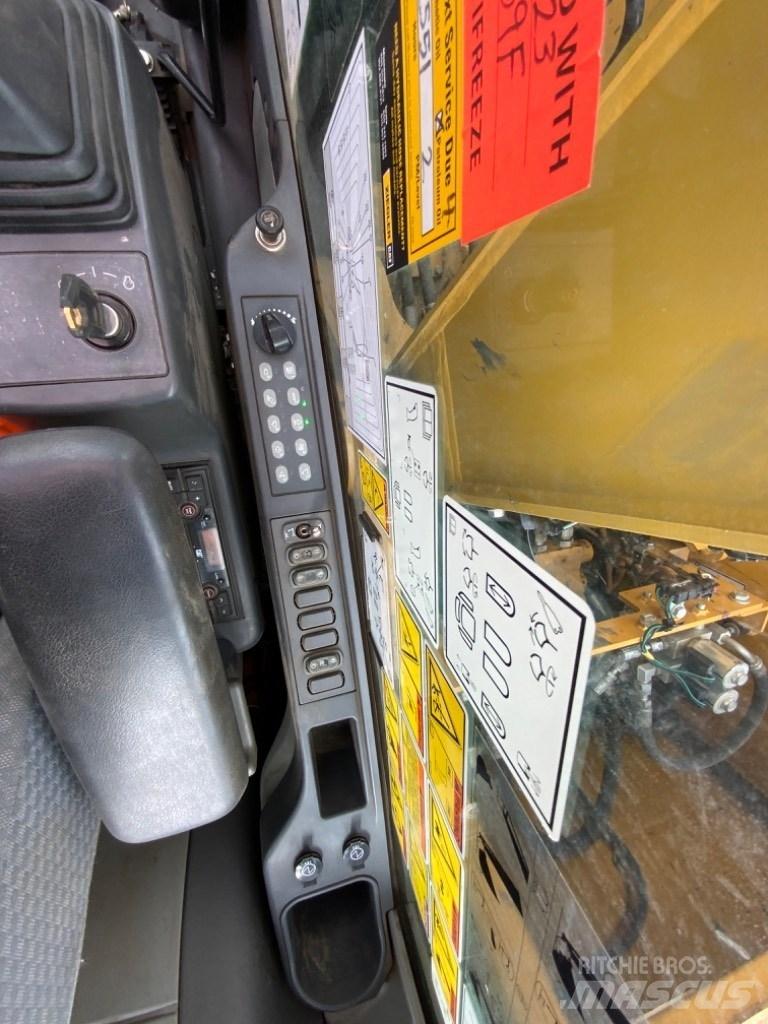 CAT 311F Pásová rýpadla