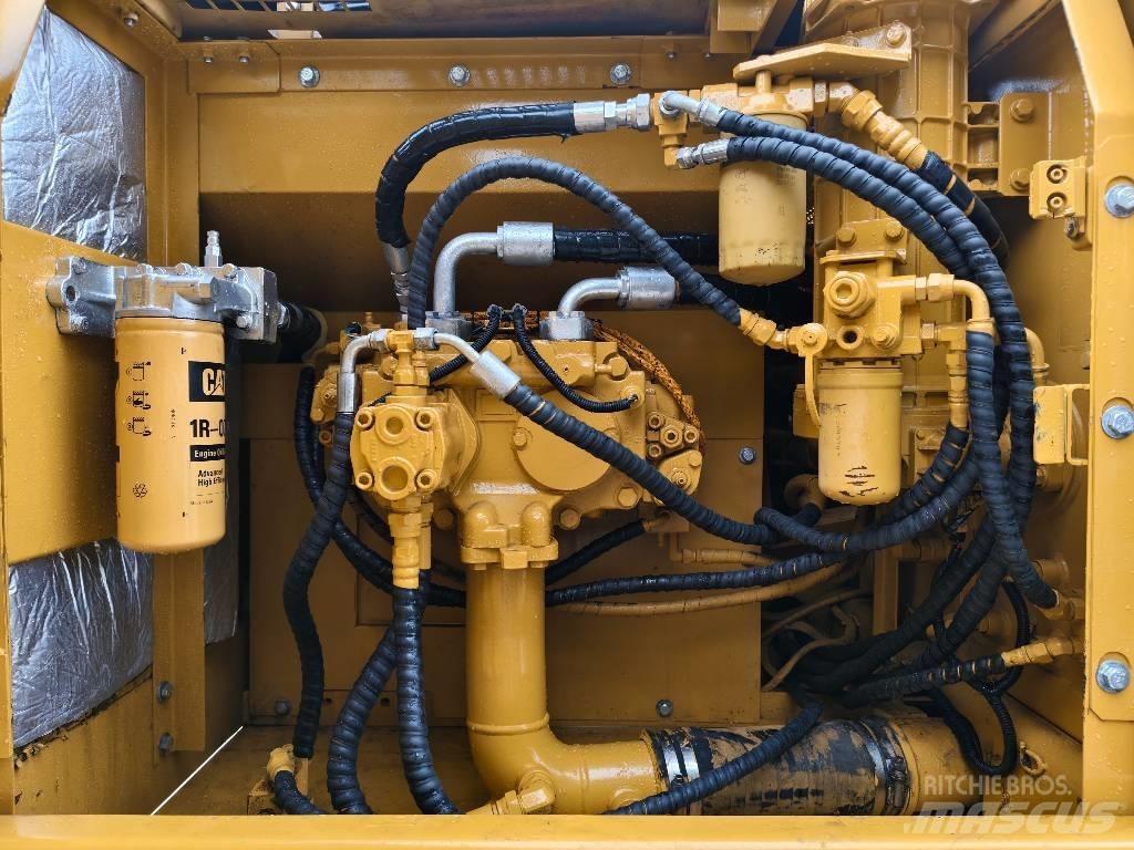 CAT 325 C Pásová rýpadla