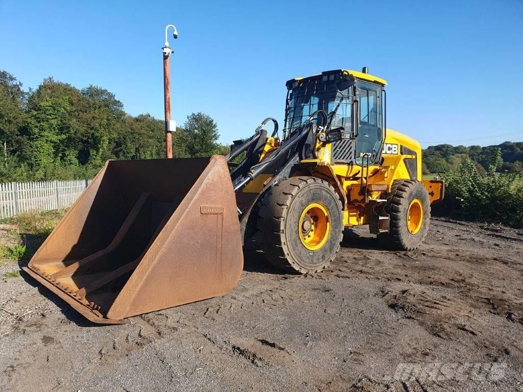 JCB 437 HT Kolové nakladače