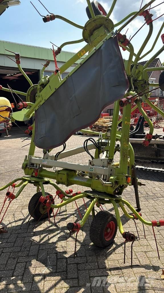 CLAAS Volto 770 Obraceče a shrabovače sena