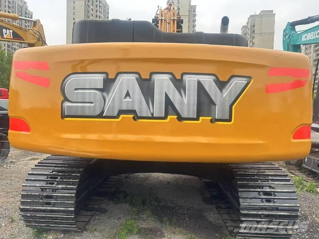 Sany 215c Midi rýpadla 7t - 12t