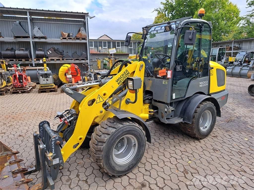 Wacker Neuson WL32 Kolové nakladače