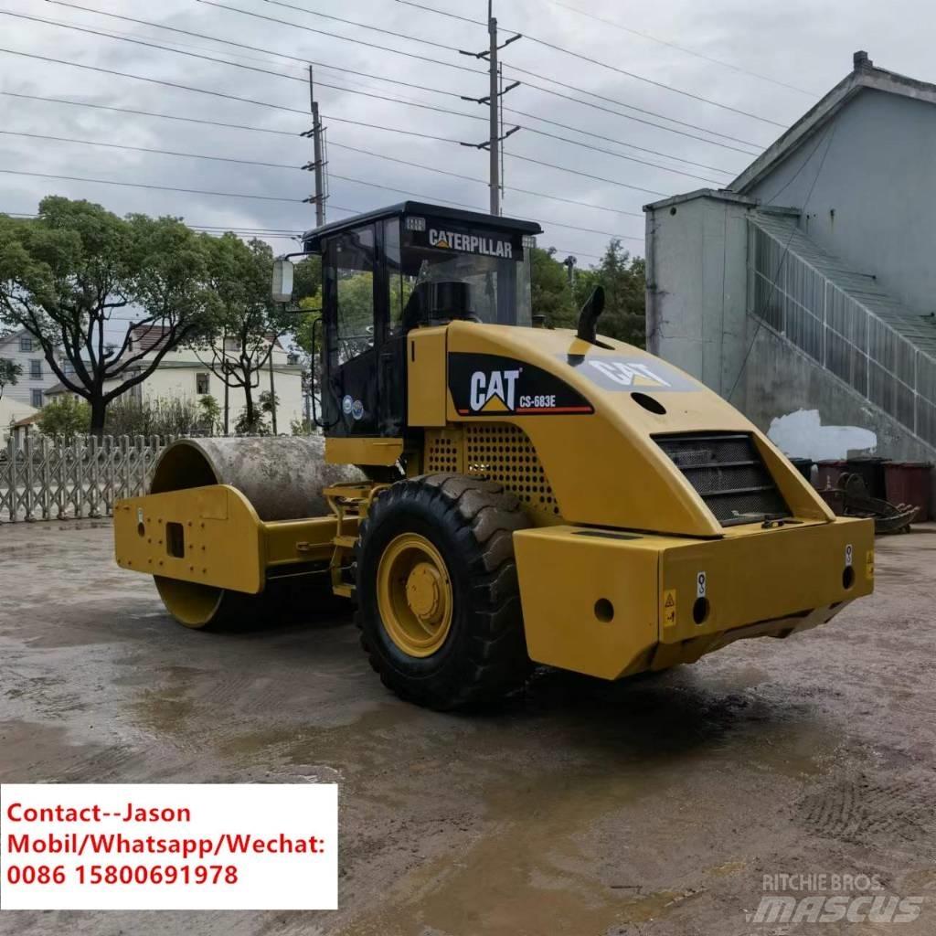 CAT CS 683 E Půdní kompaktory
