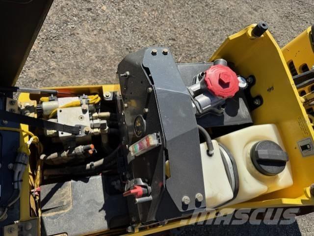 Bomag BMP 8500, Vält Tandemové válce