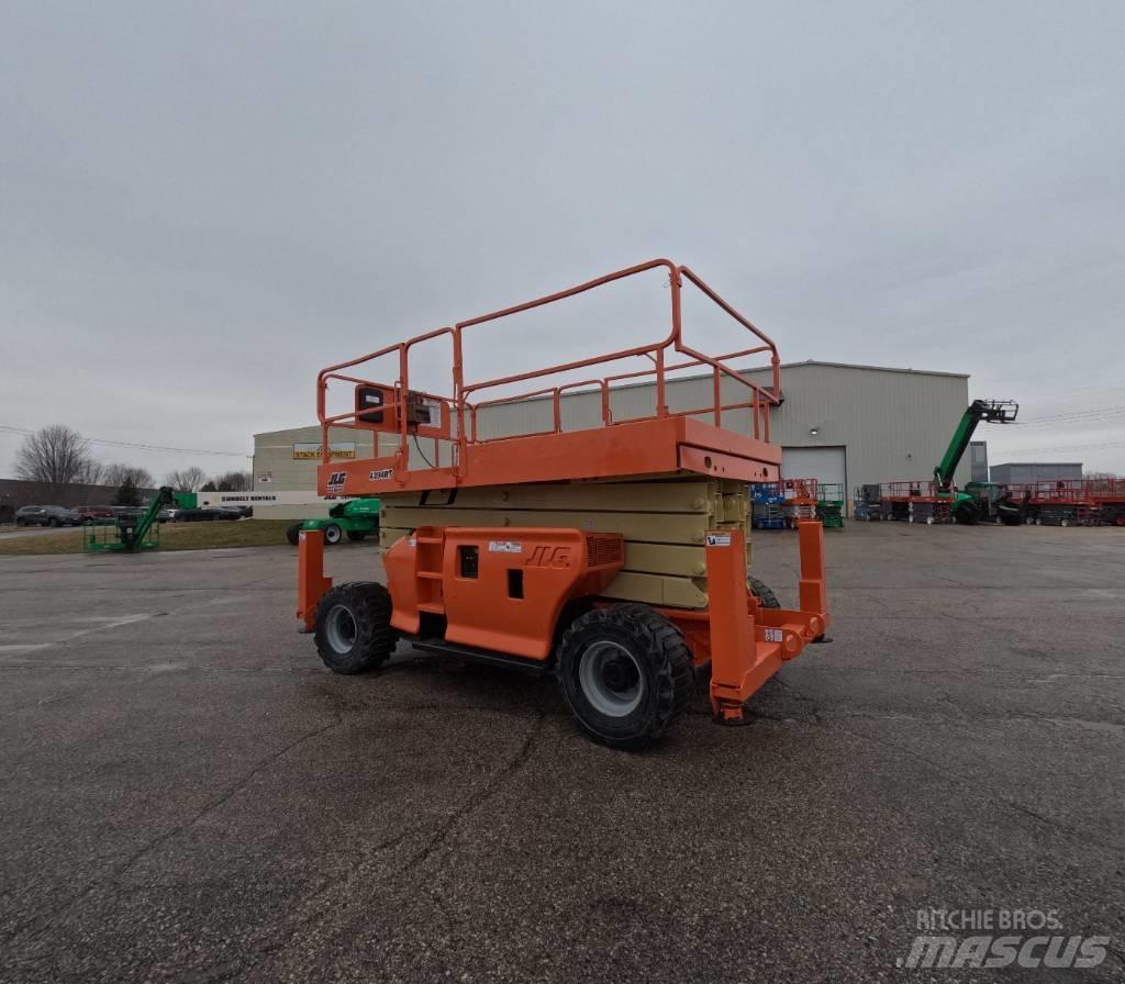 JLG 4394 RT Nůžková zvedací plošina