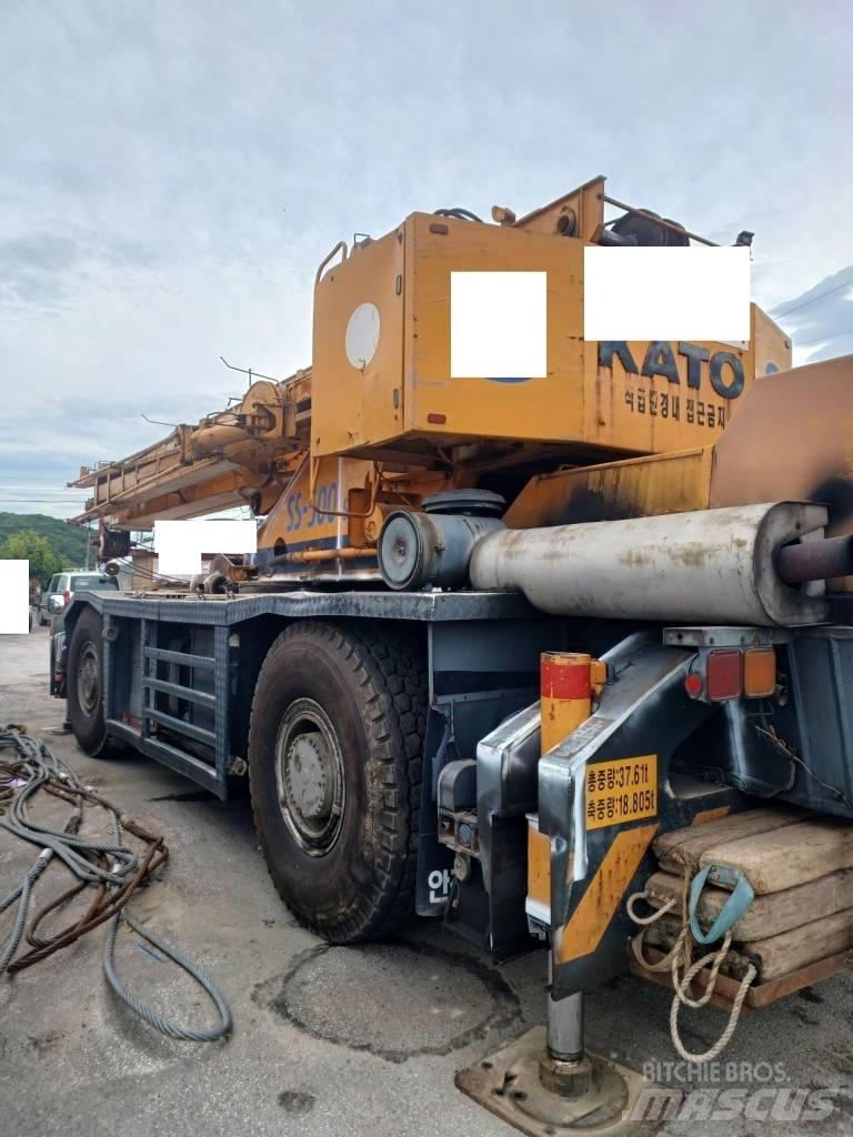 Kato SS 500 Jeřáby pro těžký terén