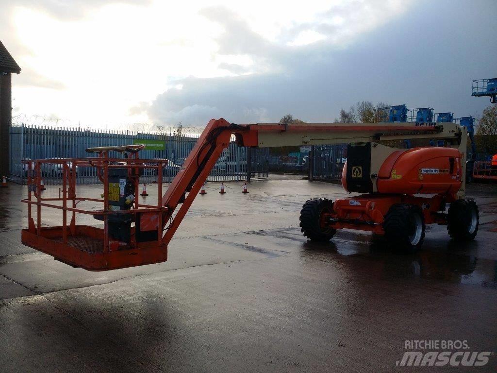 JLG 800AJ Kloubové plošiny
