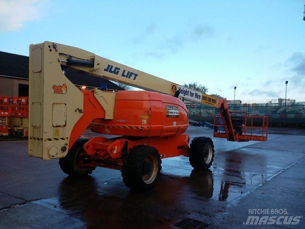 JLG 800AJ Kloubové plošiny