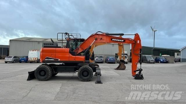 Doosan DX140W-5 Kolová rýpadla