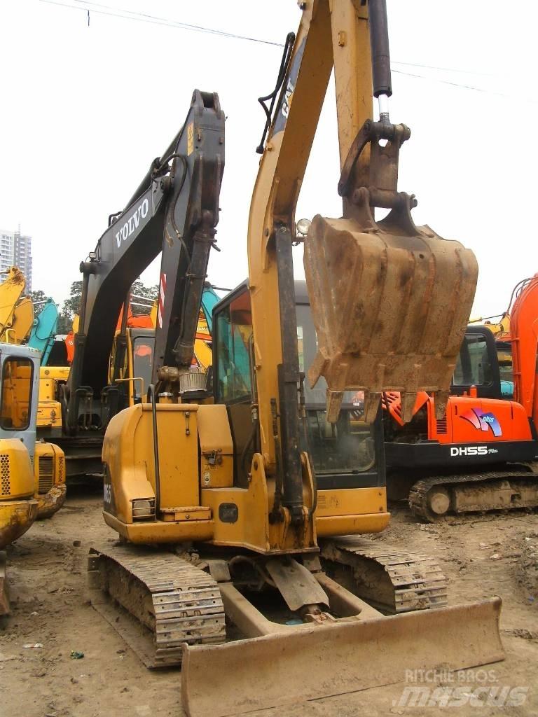 CAT 305.5 Pásová rýpadla