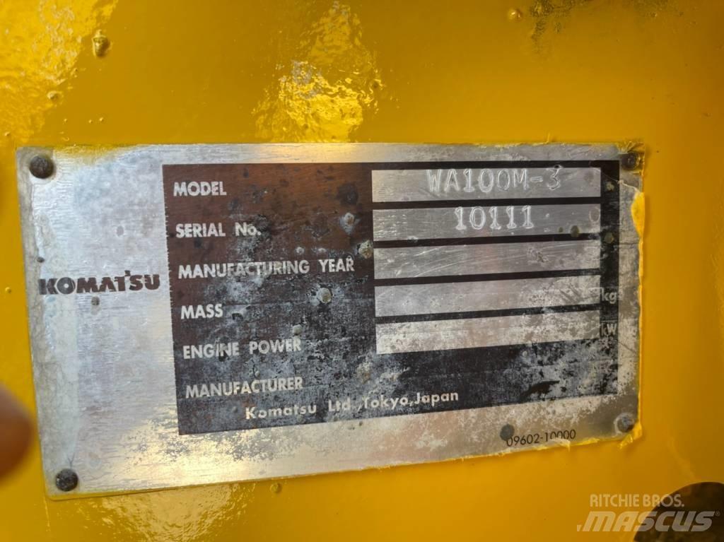 Komatsu WA100M-3 Kolové nakladače