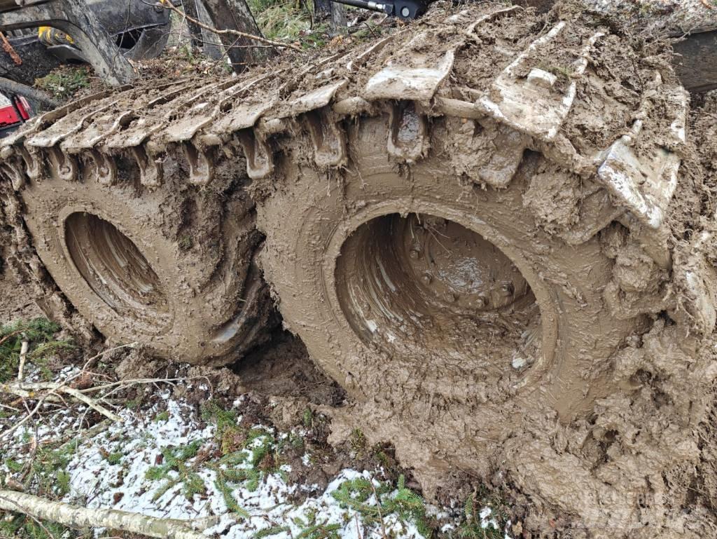 Komatsu 845 Vyvážecí traktory