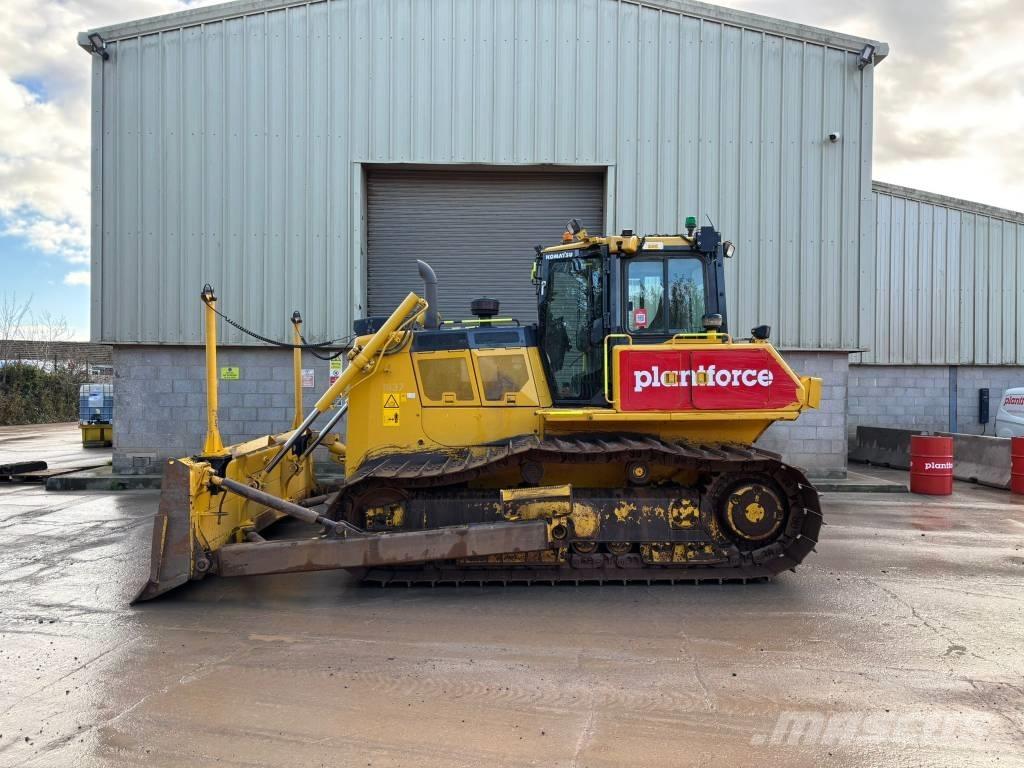 Komatsu D65PX-18E0 Pásové dozery