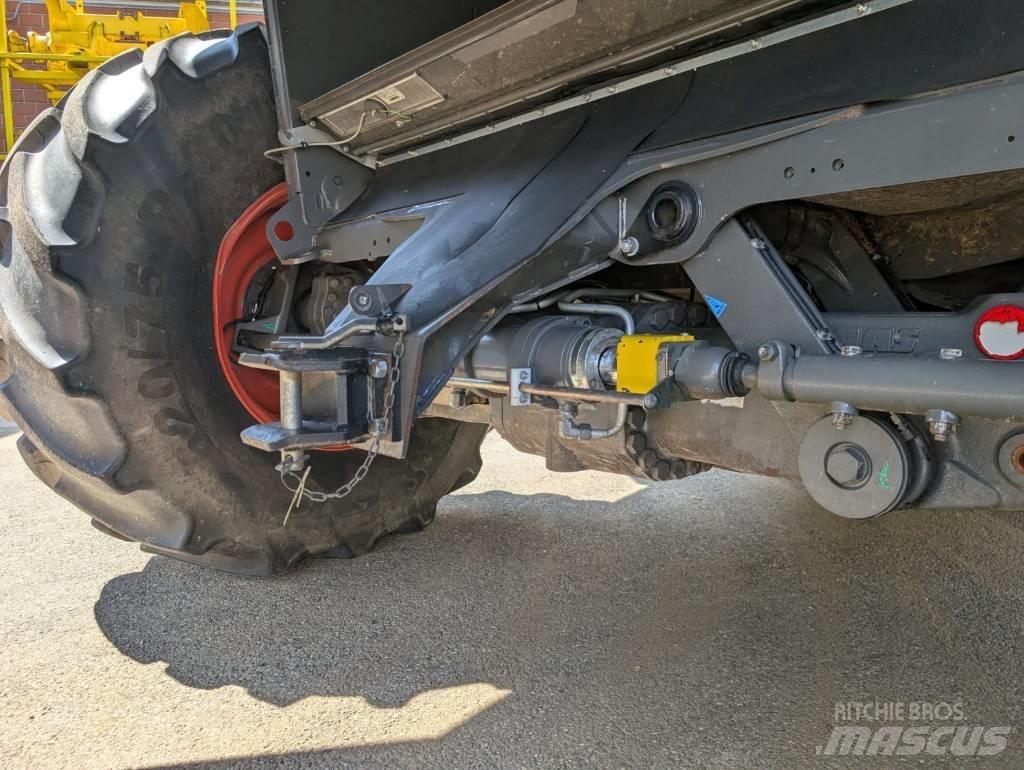 New Holland FR 650 Samojízdné sekačky