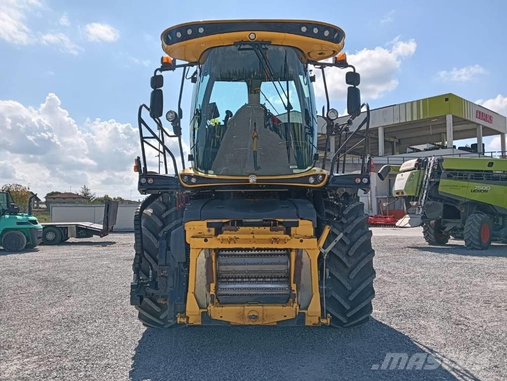 New Holland FR 650 Samojízdné sekačky