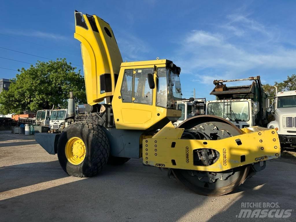 Bomag BW 219 D H-4 Tahačové válce