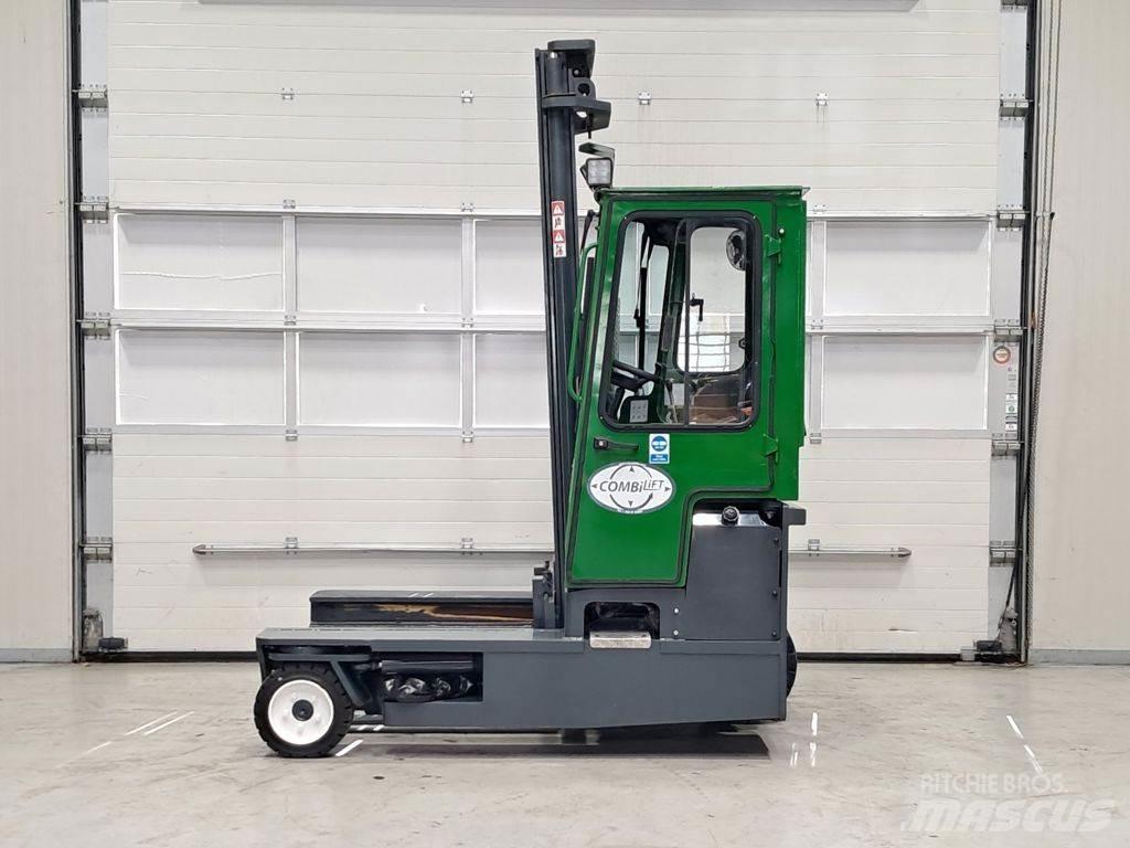 Combilift C3000 Vysokozdvižný vozík s bočním ložením