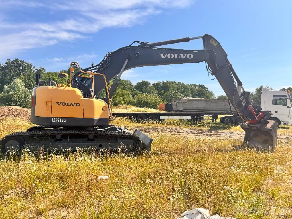 Volvo ECR 235 C L Pásová rýpadla