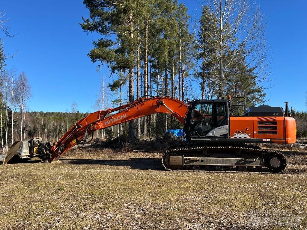 Hitachi ZX 300 LC-6 Pásová rýpadla