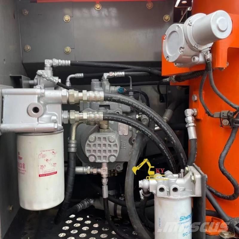 Hitachi 120 Pásová rýpadla