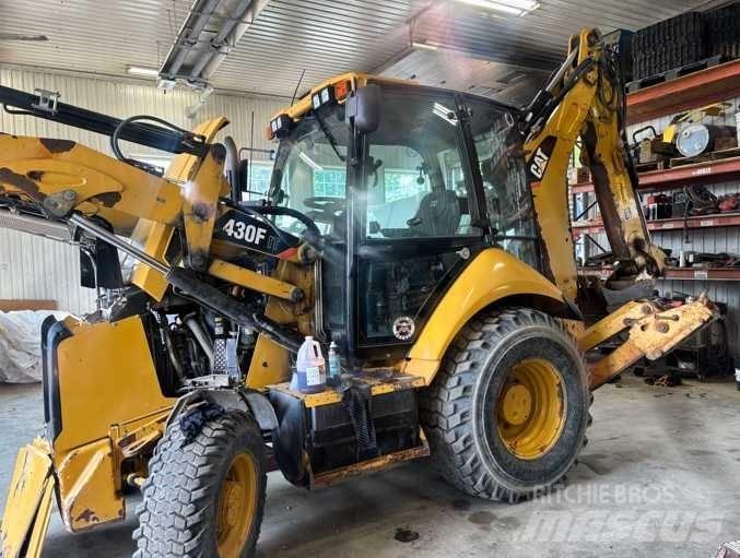 CAT 430 F IT Rýpadlo-nakladače