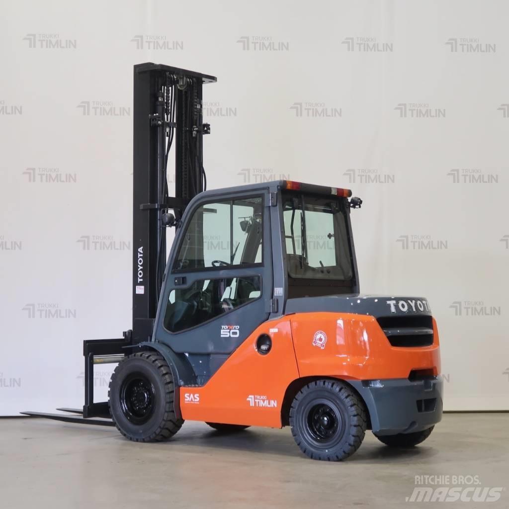 Toyota 40-8FD50N Dieselové vozíky