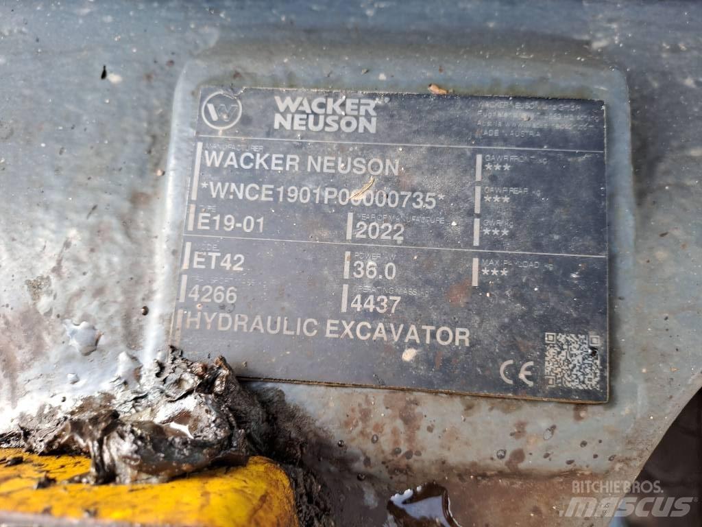 Wacker Neuson ET42 Pásová rýpadla