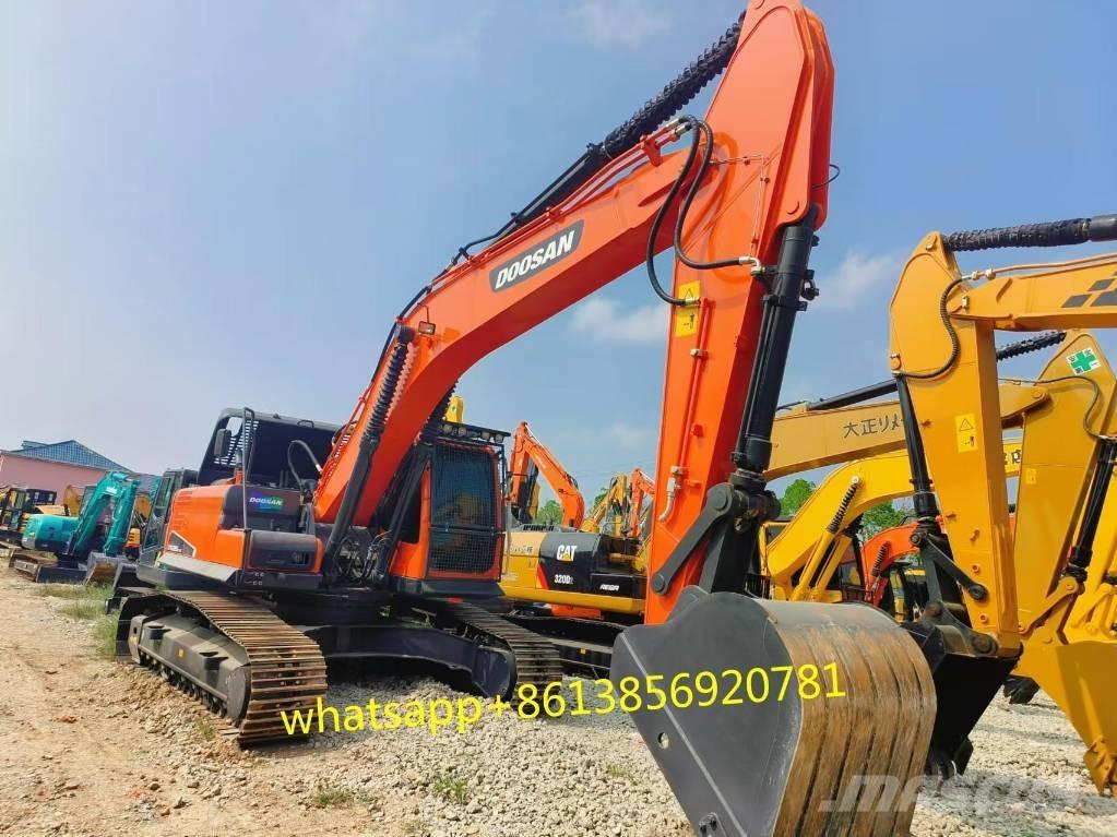 Doosan DX 225 Pásová rýpadla