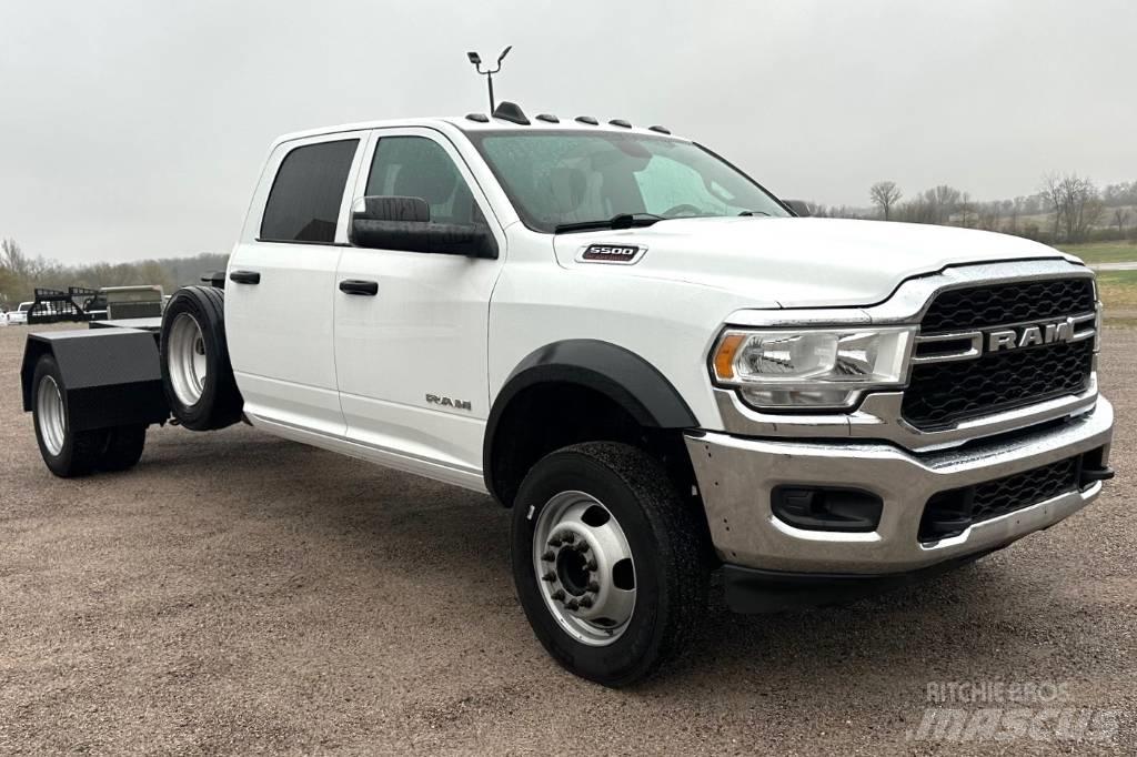 RAM 5500 TRADESMAN Nákladní vozidlo bez nástavby