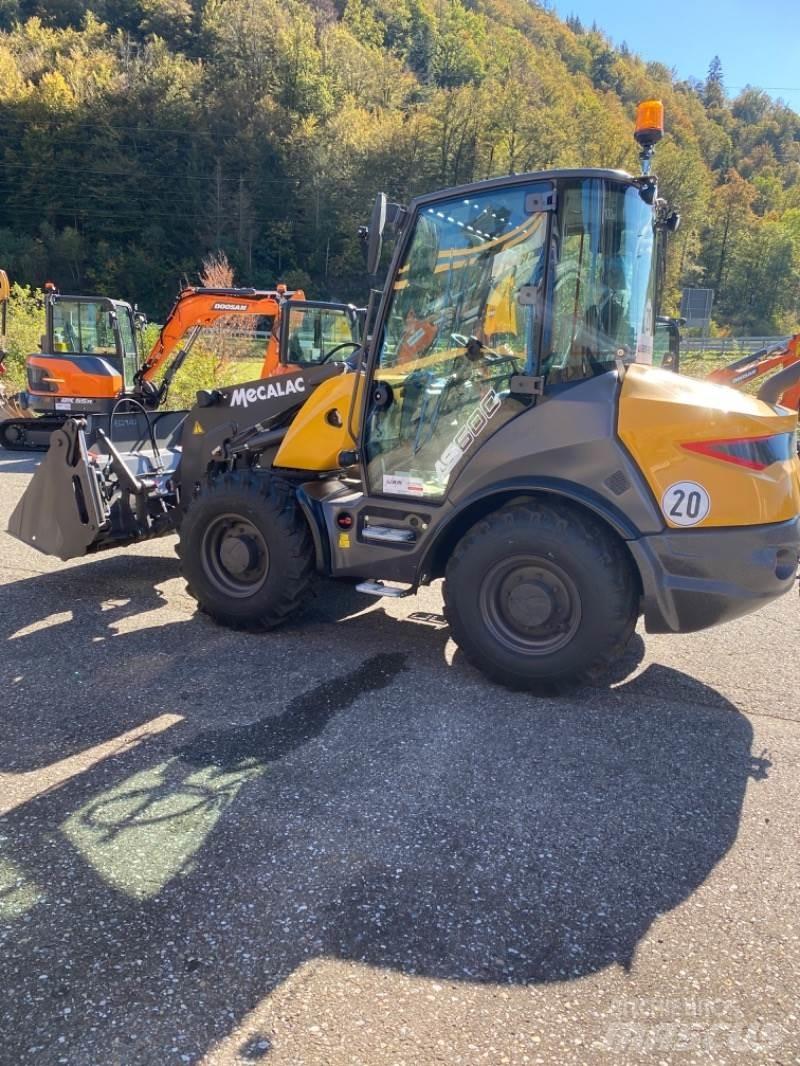 Mecalac AS600 Kolové nakladače