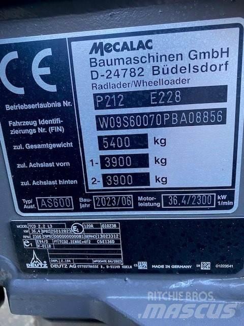 Mecalac AS600 Kolové nakladače