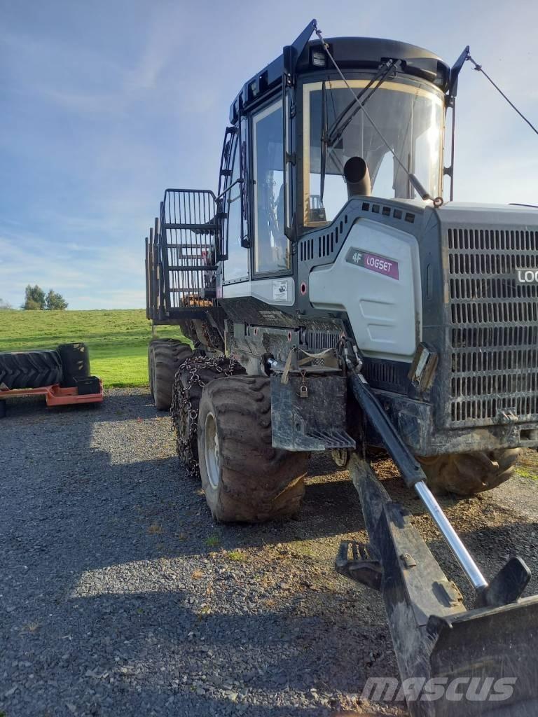 Logset 4 FGT Vyvážecí traktory