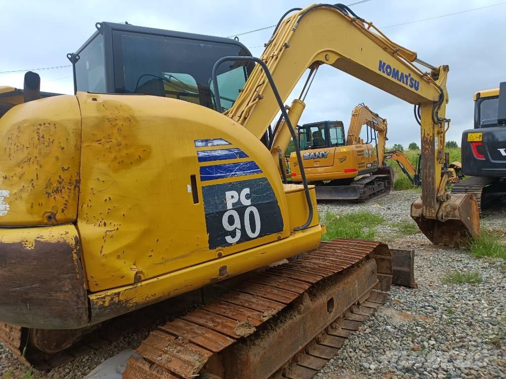 Komatsu PC 90 Pásová rýpadla