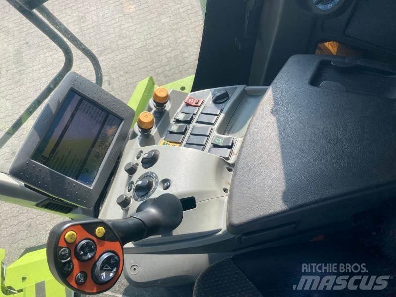 CLAAS LEXION 620 Sklízecí mlátičky