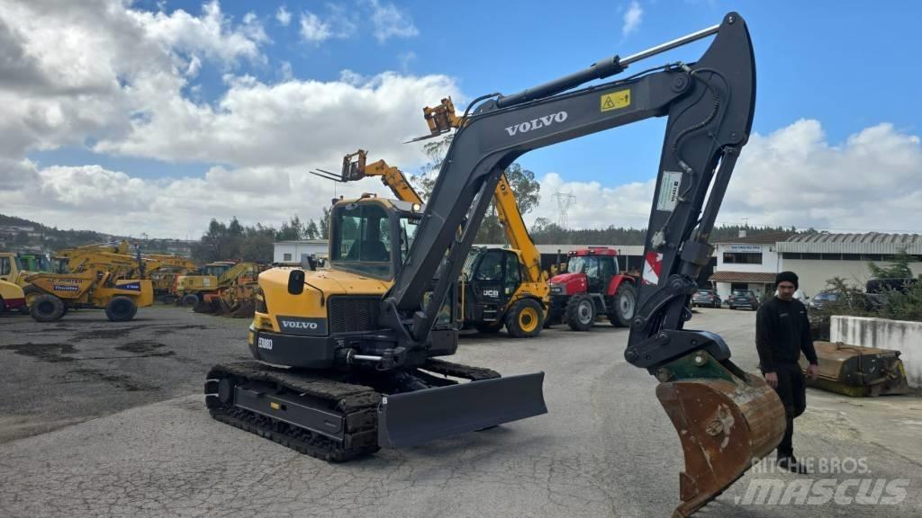 Volvo ECR 88 D Midi rýpadla 7t - 12t