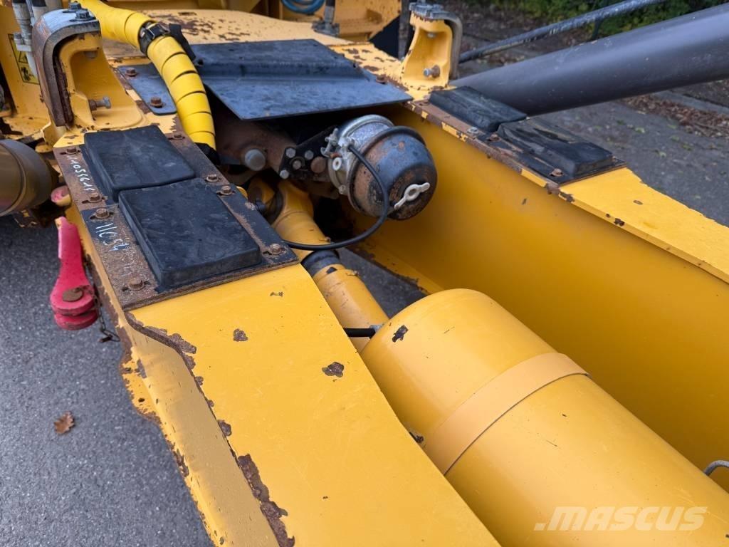 Volvo A 25 D Kloubové dempry