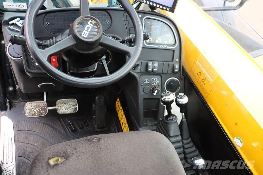 JCB 541-70 Teleskopické manipulátory