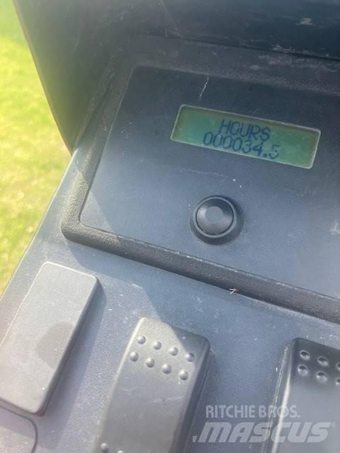 Jacobsen LF550 Sekačky fervejí
