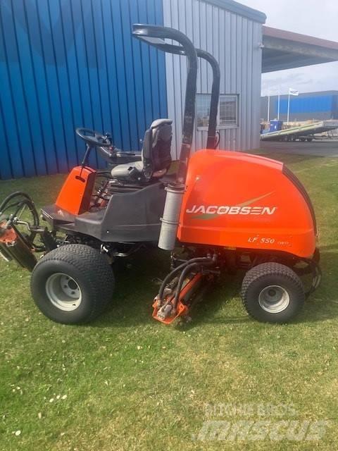 Jacobsen LF550 Sekačky fervejí