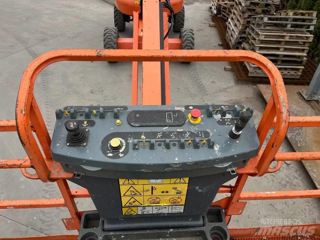 JLG 460 SJ Teleskopické plošiny