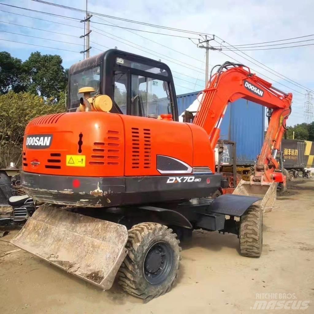 Doosan DX70W-9C Kolová rýpadla