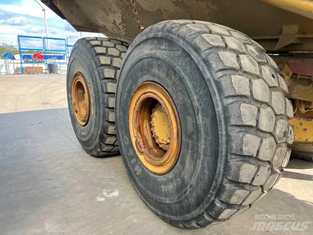 CAT 740 Kloubové dempry